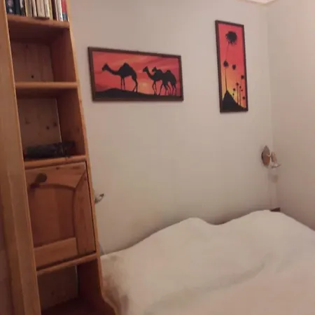 Florian Nyaralohaz Nyaraló *
